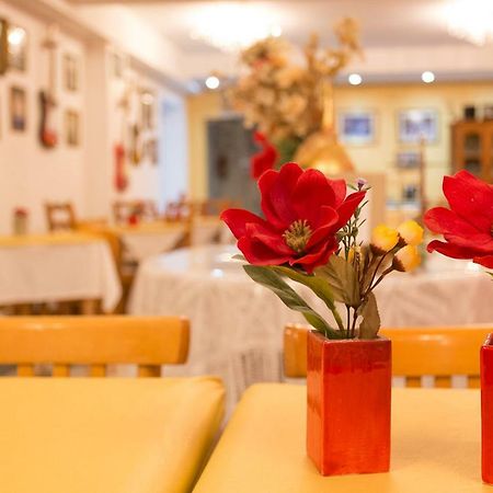Hotel Las Maras Puerto Madryn Bagian luar foto