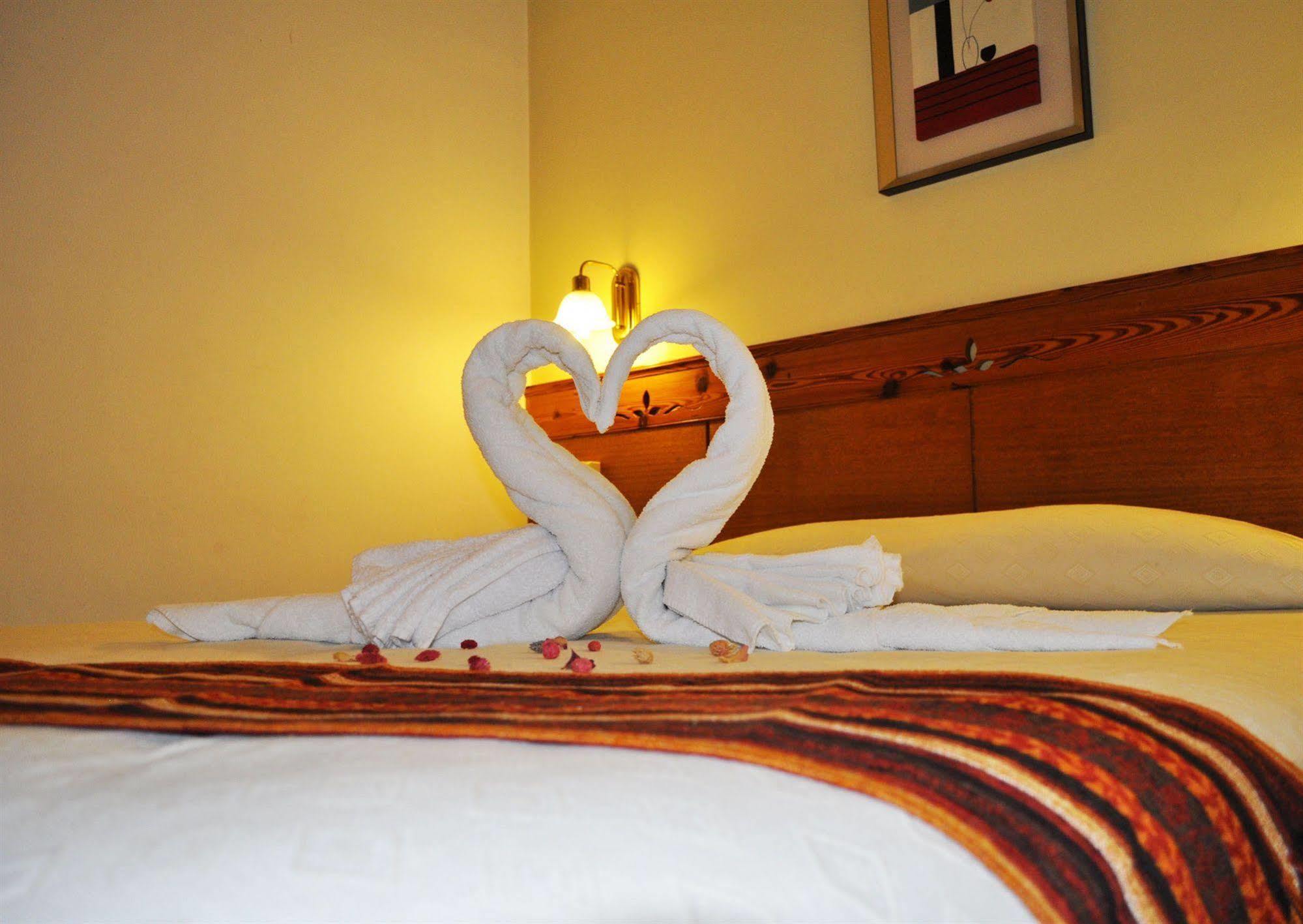 Hotel Las Maras Puerto Madryn Bagian luar foto