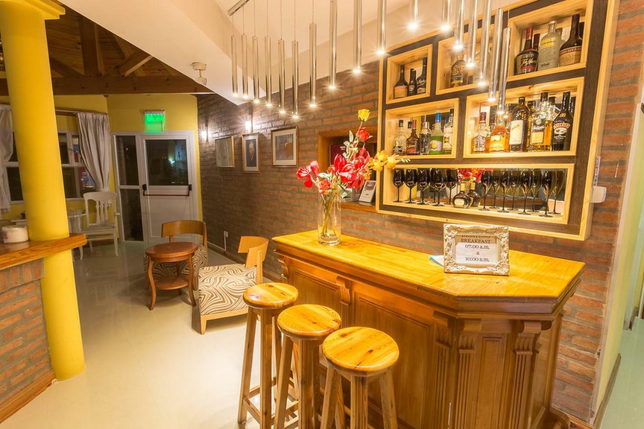 Hotel Las Maras Puerto Madryn Bagian luar foto