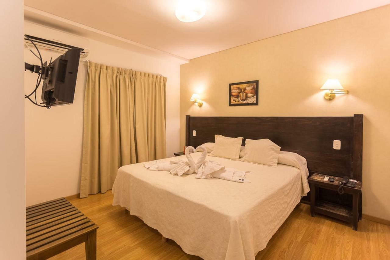 Hotel Las Maras Puerto Madryn Bagian luar foto